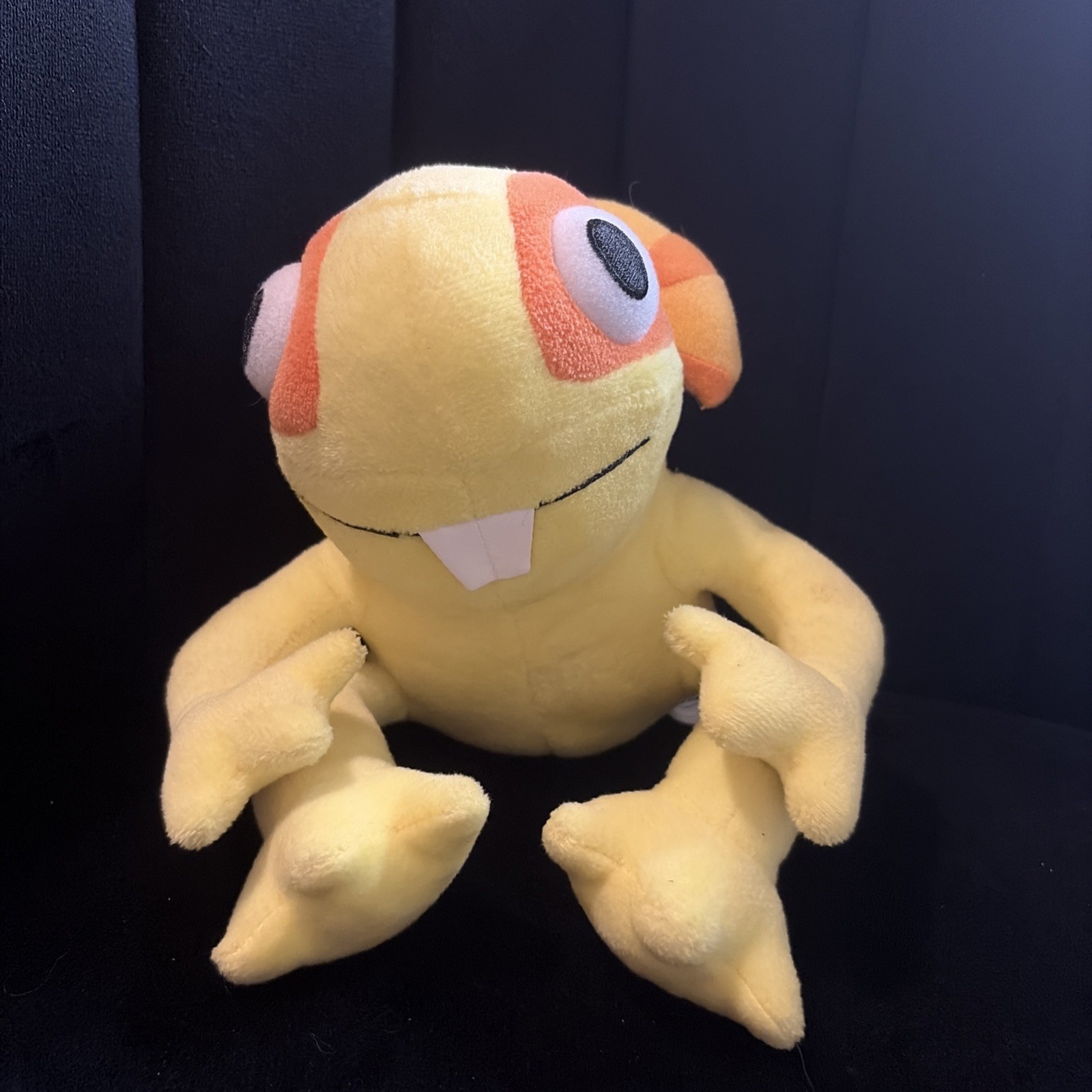 Blizzard Entertainment Squirky Murloc World of Warcraft 9″ Plush 2016 Yellow