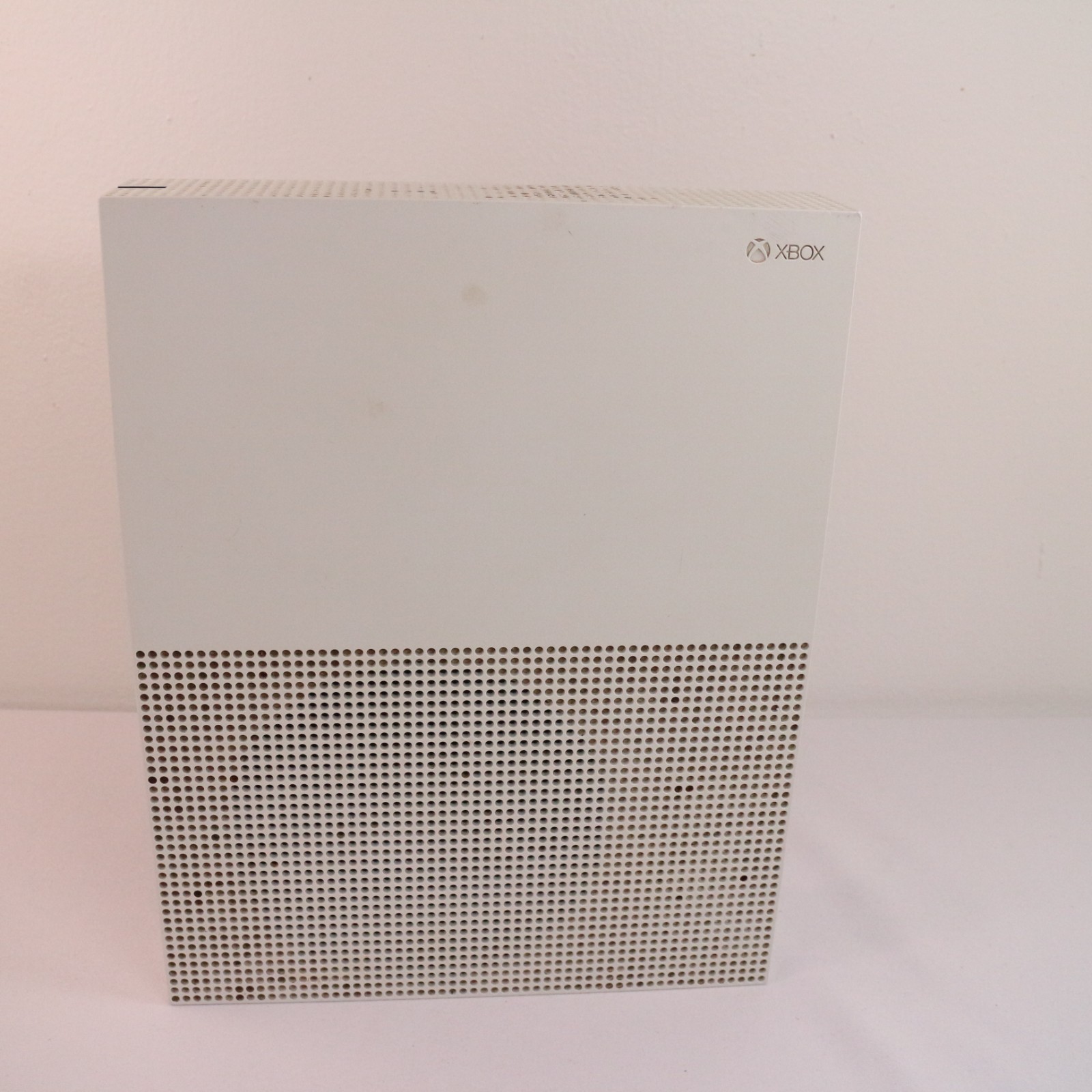 Microsoft Xbox One S 1681 Gaming Home Console White w/Wireless Controller TESTED