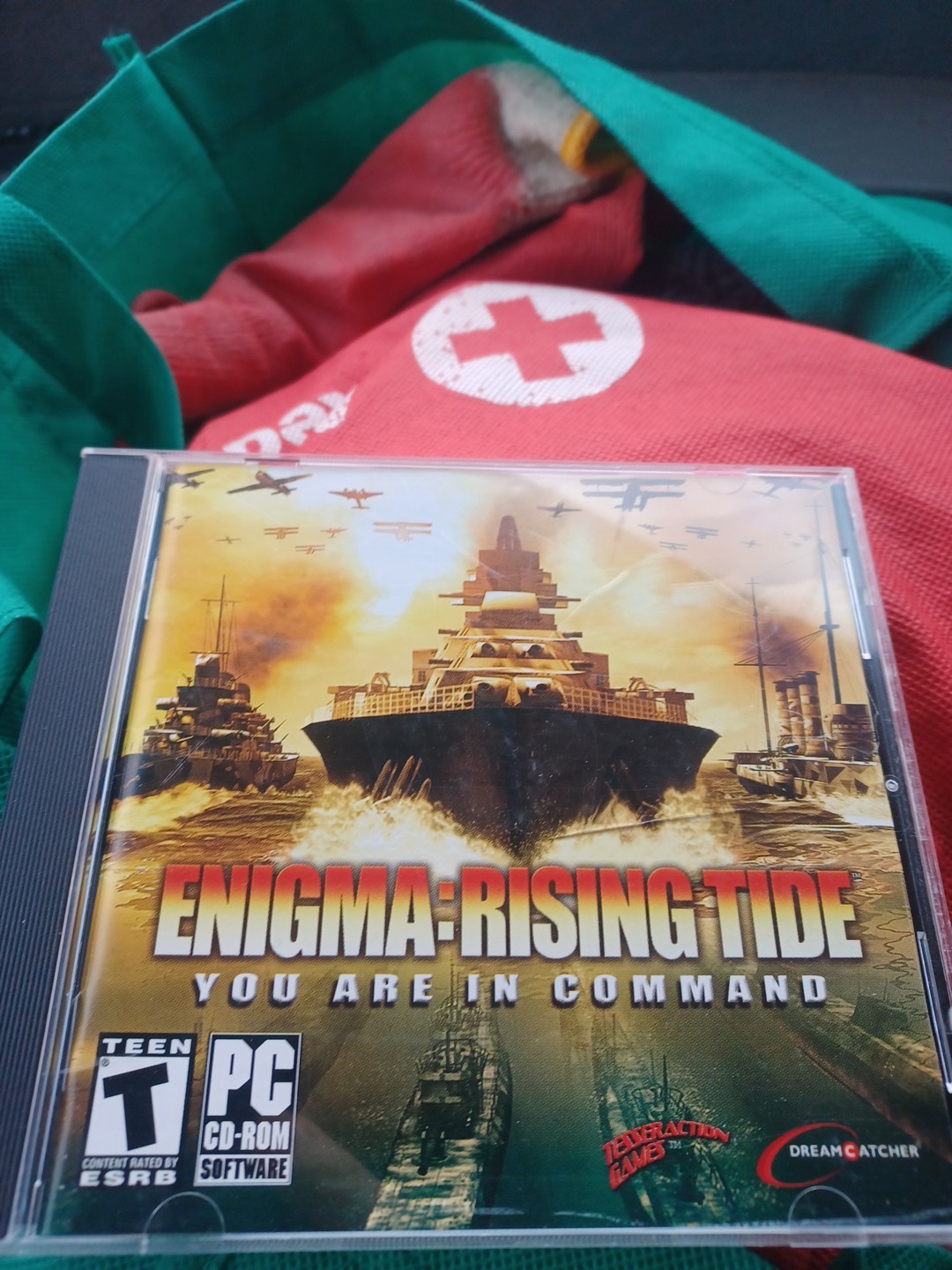 Enigma: Rising Tide PC Game * Windows 98 / ME / 2000 / XP with Manual