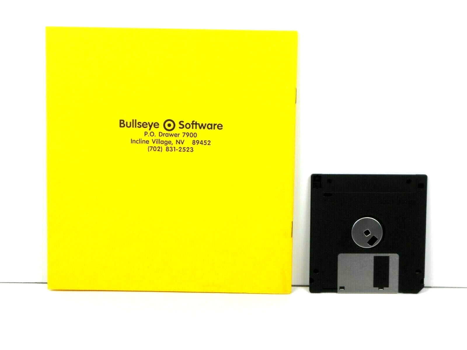 Apple Macintosh Color Ferrari Gran Prix Version 2 Disc/Manual RARE 1992 Bullseye