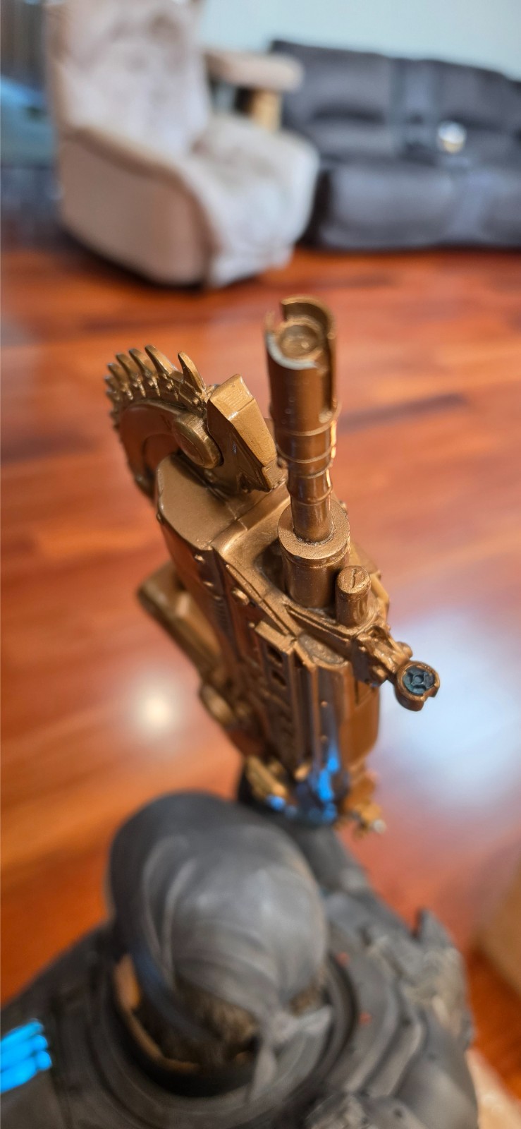 Triforce Gears Or War 2 Marcus Fenix Epic Scale Bust Gold Lancer Ed. *Damaged*