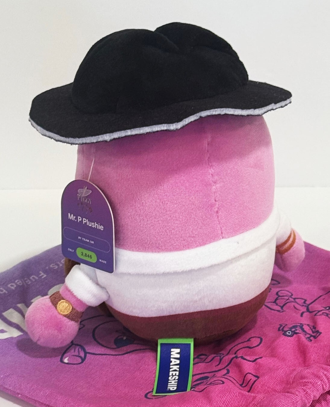 Official Makeship Piggy Mr. P Plush Team i2R Rare – Only 3,846 Made – New w/Tags