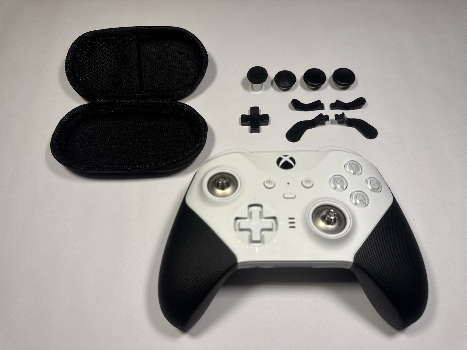 Xbox Elite Series 2 Wireless Controller White Tested W/ Accessories
