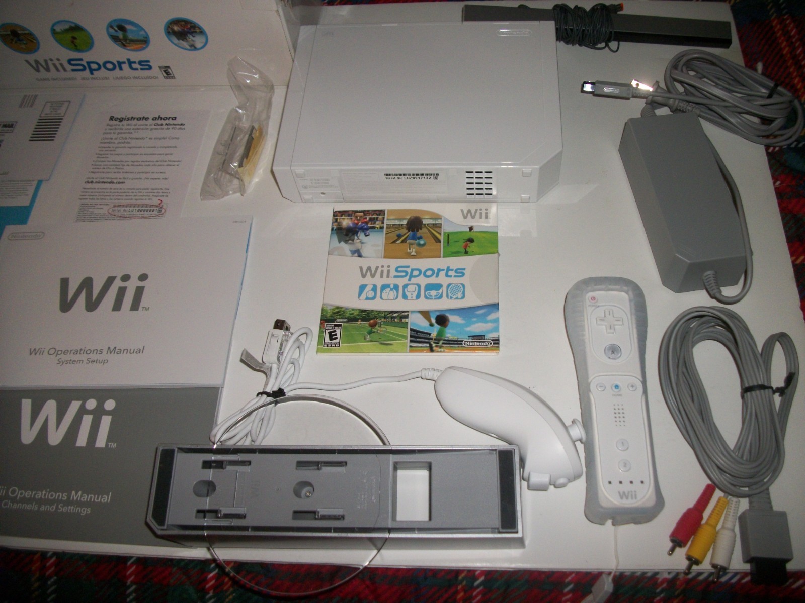 Nintendo Wii Sports Home Console Complete in Box Great Condition! USED ONE TIME
