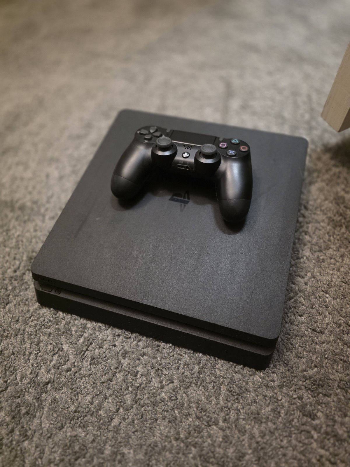 PlayStation 4 Slim Edition 1000 GB Black Console