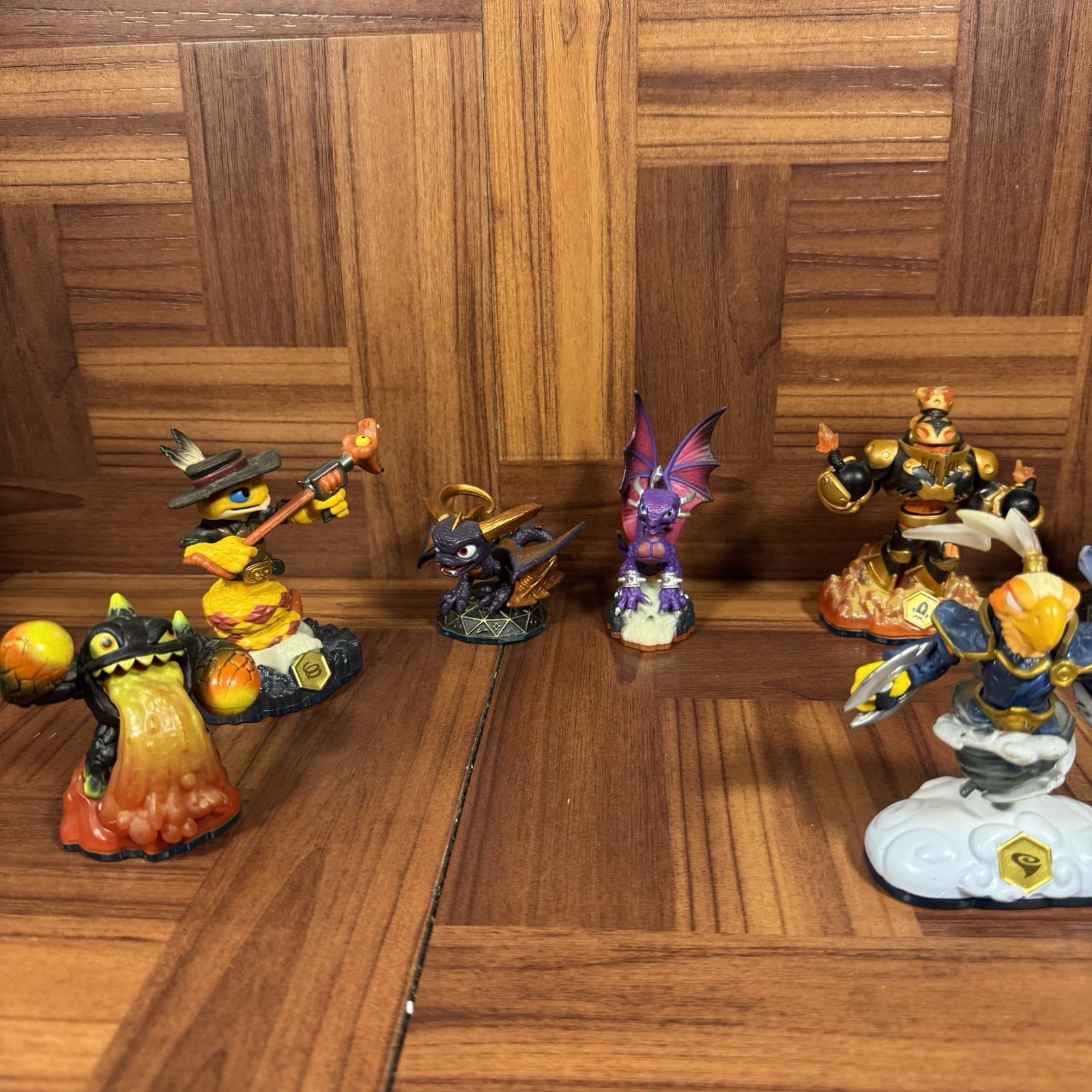 Skylanders Giants and Spyro’s Adventure Figure Bundle Lot Of 10
