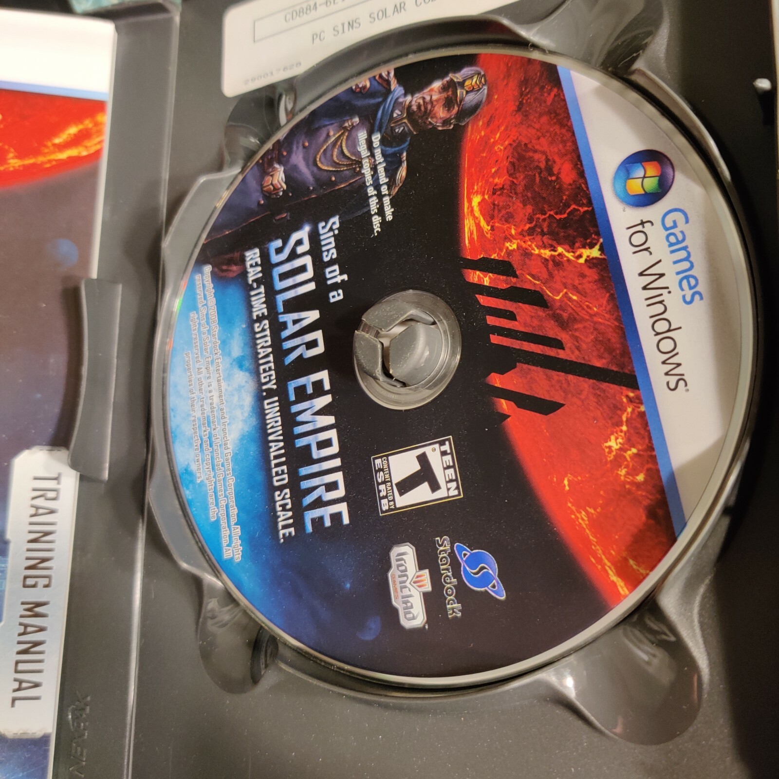 Sins of a Solar Empire (PC) COMPLETE WITH SLIPCOVER/KEY