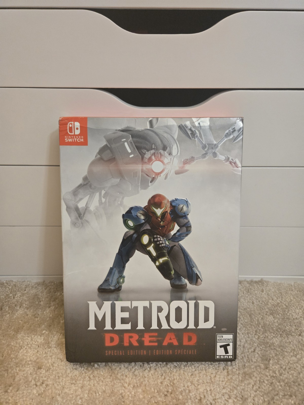 Metroid Dread: Special Edition – Nintendo Switch (No Game)