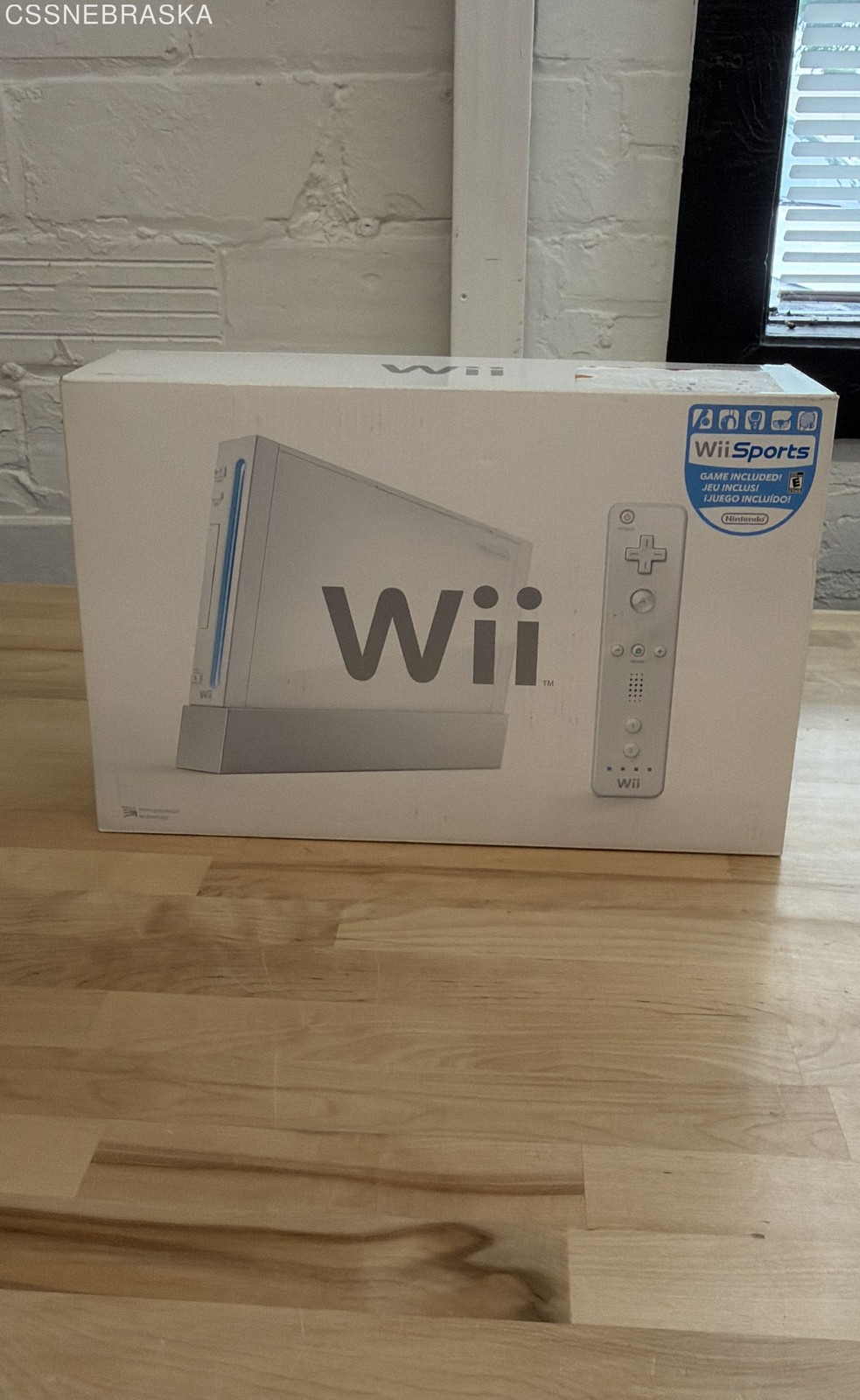 Nintendo Wii Console White Wii Sports 2 Controllers Nunchuk CIB Open Box