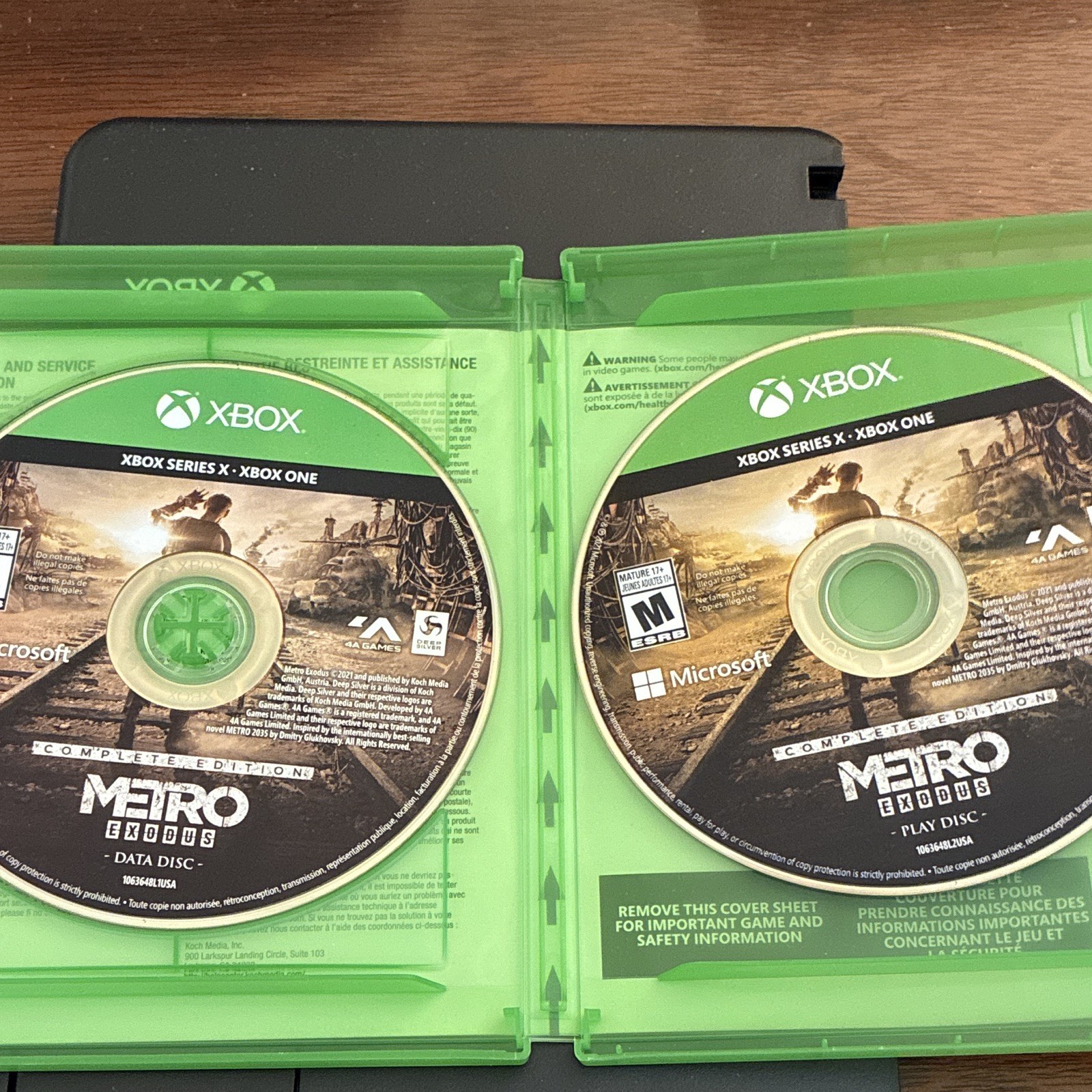 Deep Silver Metro Exodus Complete Edition Xbox One/Series X|S M Case
