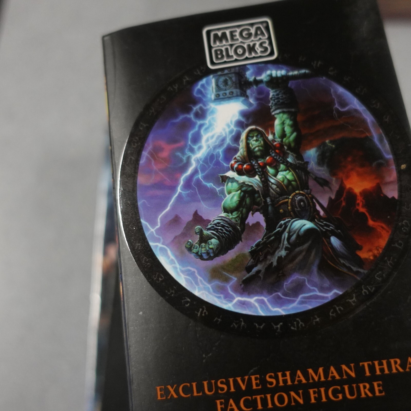 Mega Bloks World of Warcraft: Exclusive Shaman Thrall 2012 with Game