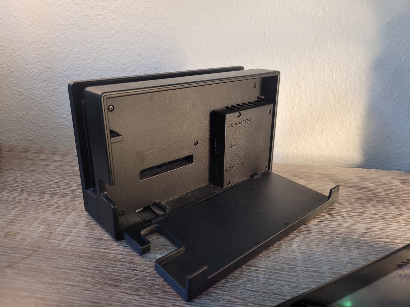 Nintendo Switch HAC-001, Dock, and A/C – Grade C- *Screen Blemish, Bad Battery*