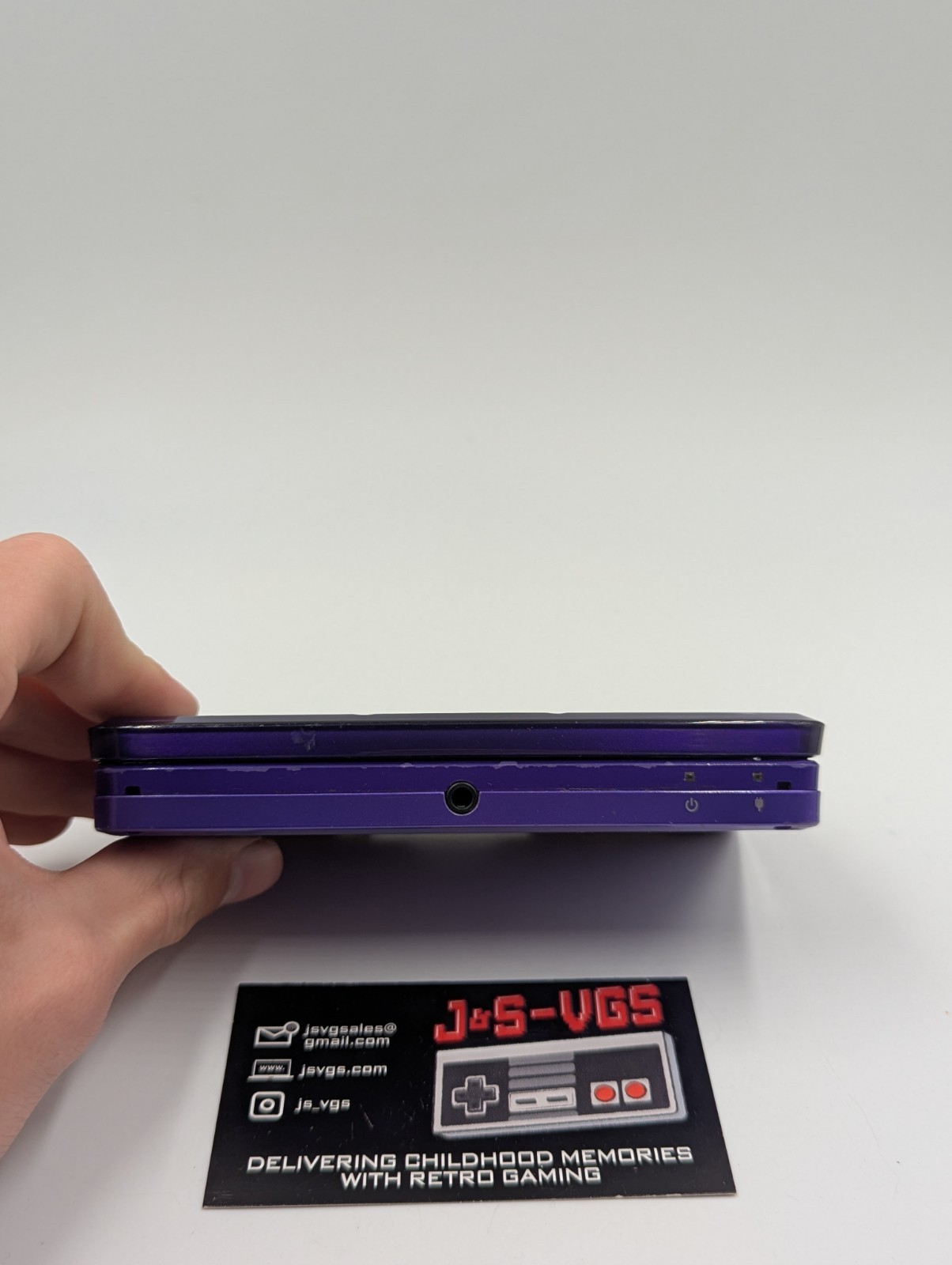 Nintendo 3DS Midnight Purple CIB With Charger Booklet