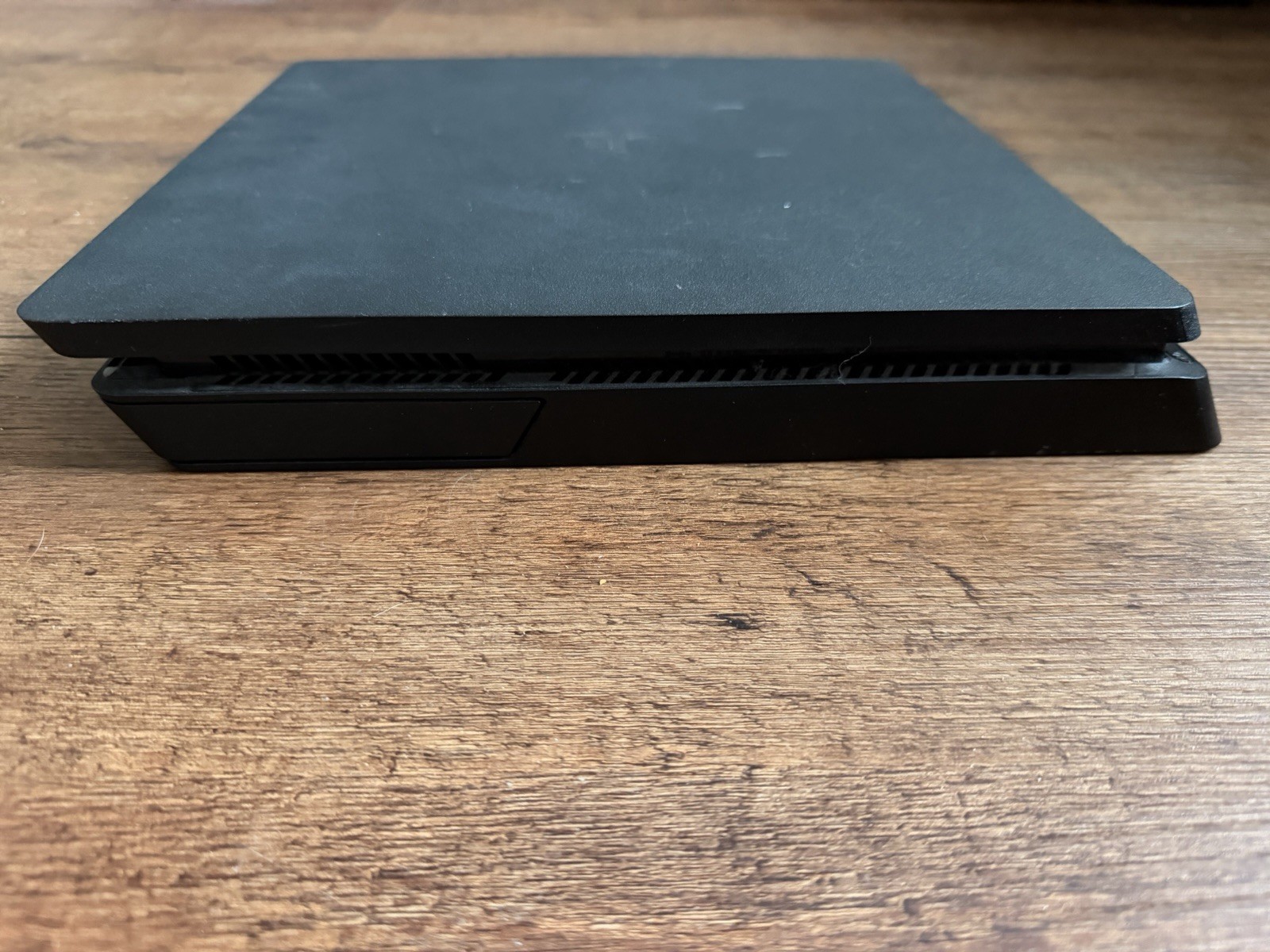 Sony PlayStation 4 500gb Jet Black Console With Two Controllers and 2k 23