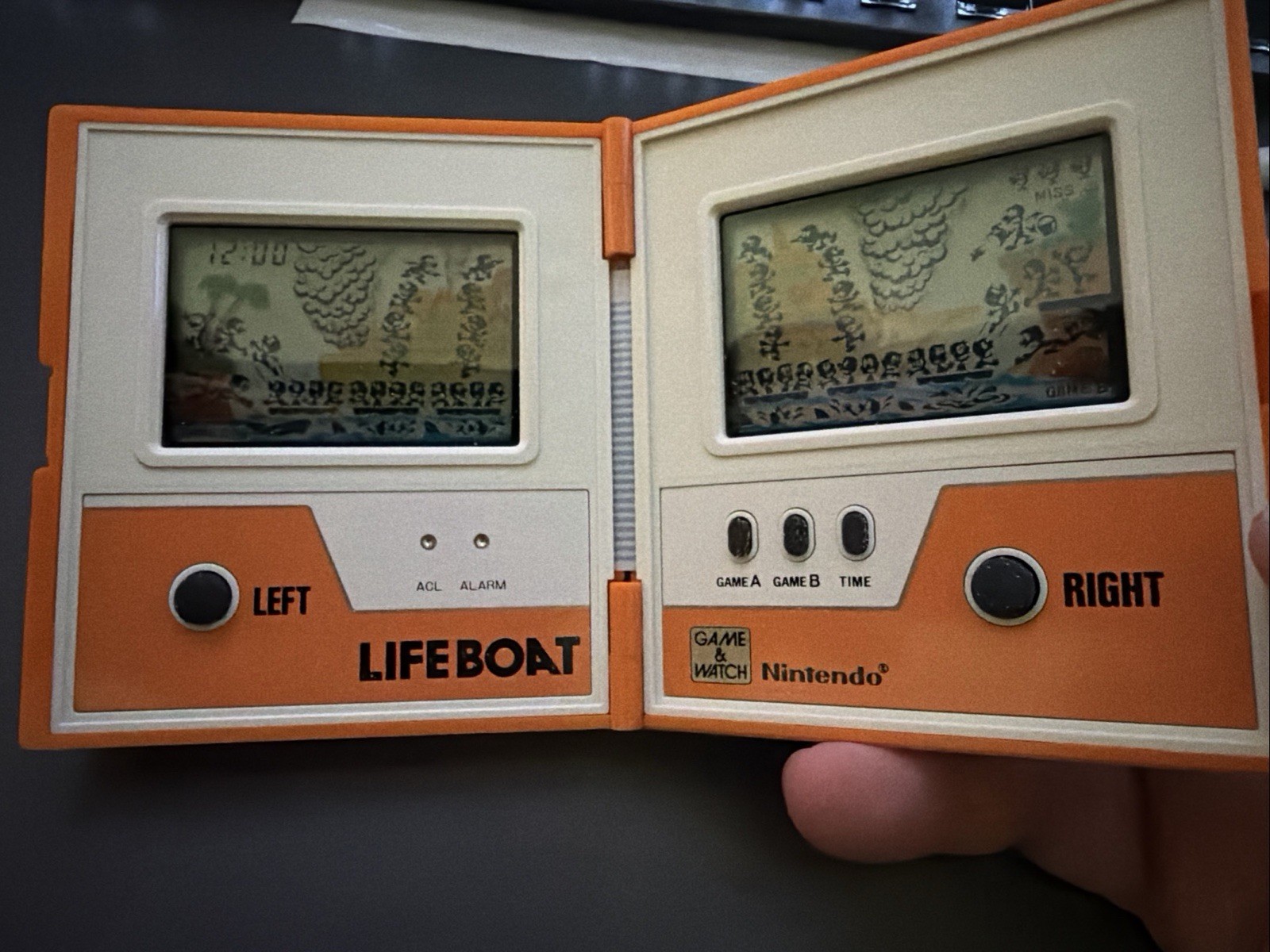 Nintendo Game & Watch Lifeboat Multiscreen Handheld Game Console 1983 US SELLER