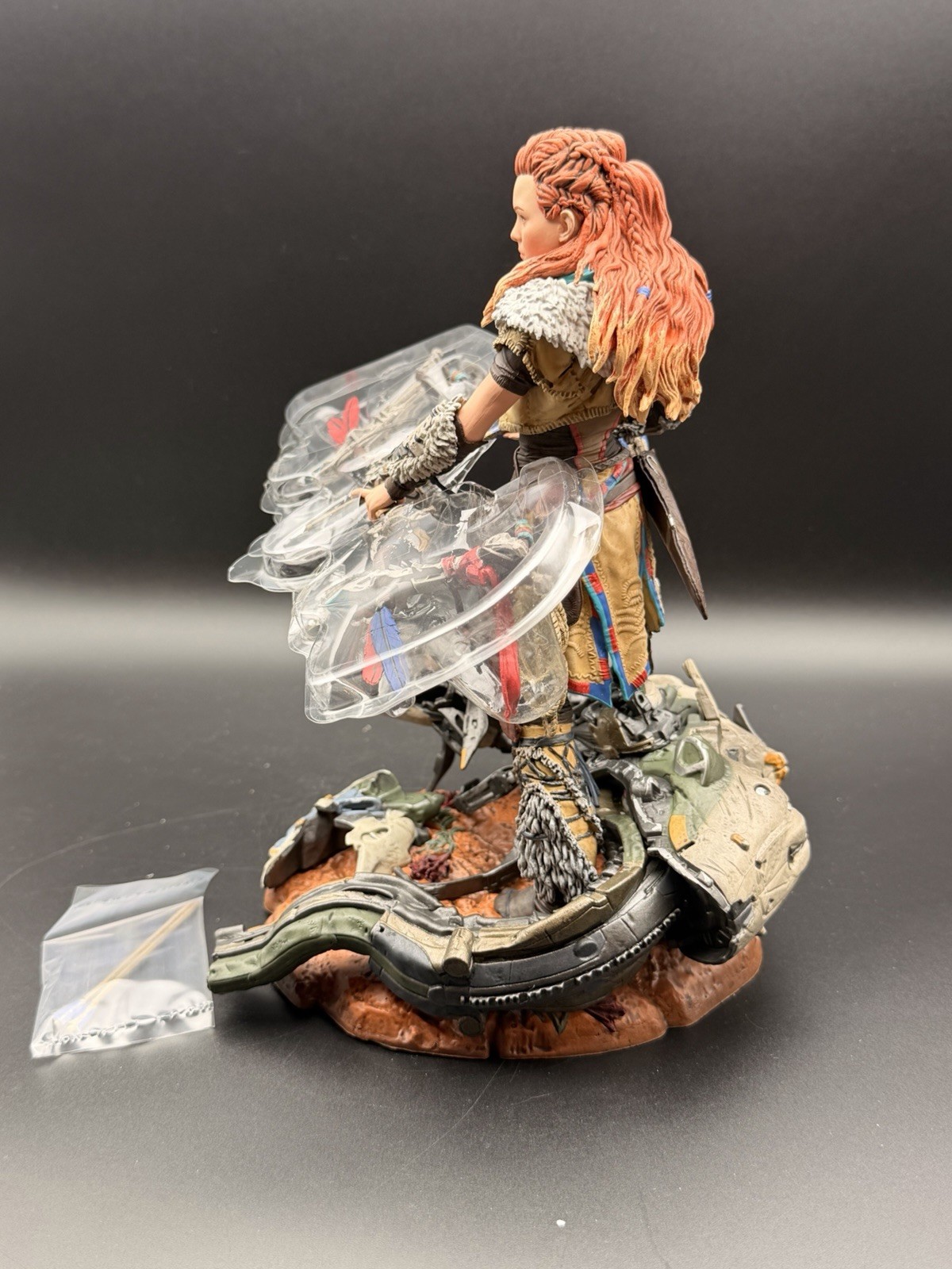 Horizon Zero Dawn Collector’s Edition PS4 Art Book Figure Only-Game not included