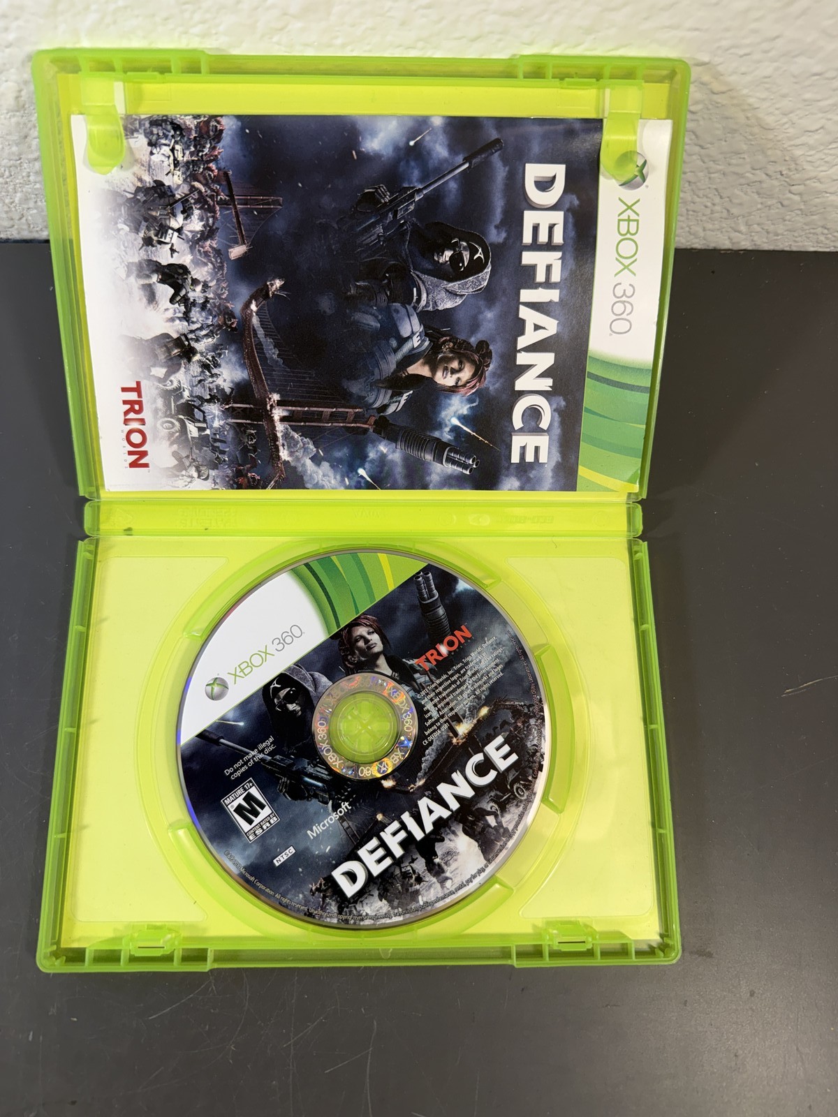 Defiance Xbox 360 Video Game Microsoft Trion Worlds NTSC Shooter w/ Case &