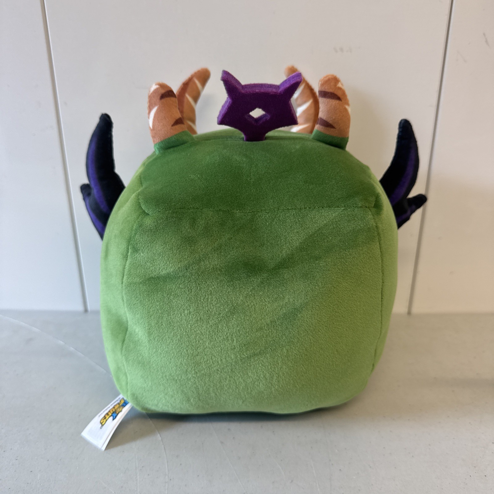 Blox Fruits Dragon Fruit Plushie 8 inches (NO DLC) Excellent Condition