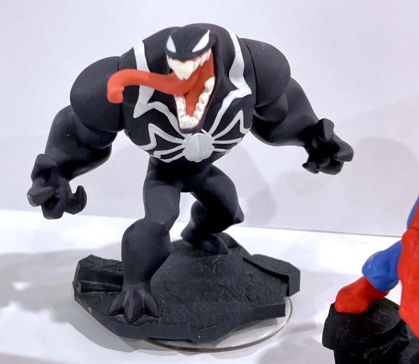 Disney Infinity Marvel 2.0 3.0 Symbiote Spiderman Venom + More 6 Figure Lot