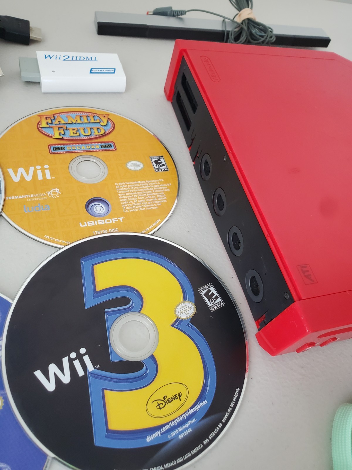 Nintendo Wii Console Gaming System RVL-001 Red w/ Games Controller Nunchuck