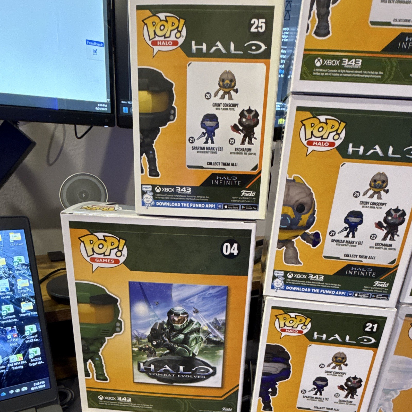 Funko Pop! Halo Vinyl Figure Lot Glows in Dark Master Chief Buck Weapon Escharum