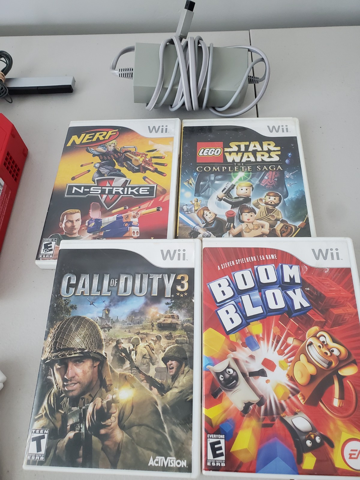Nintendo Wii Console Gaming System RVL-001 Red w/ Games Controller Nunchuck