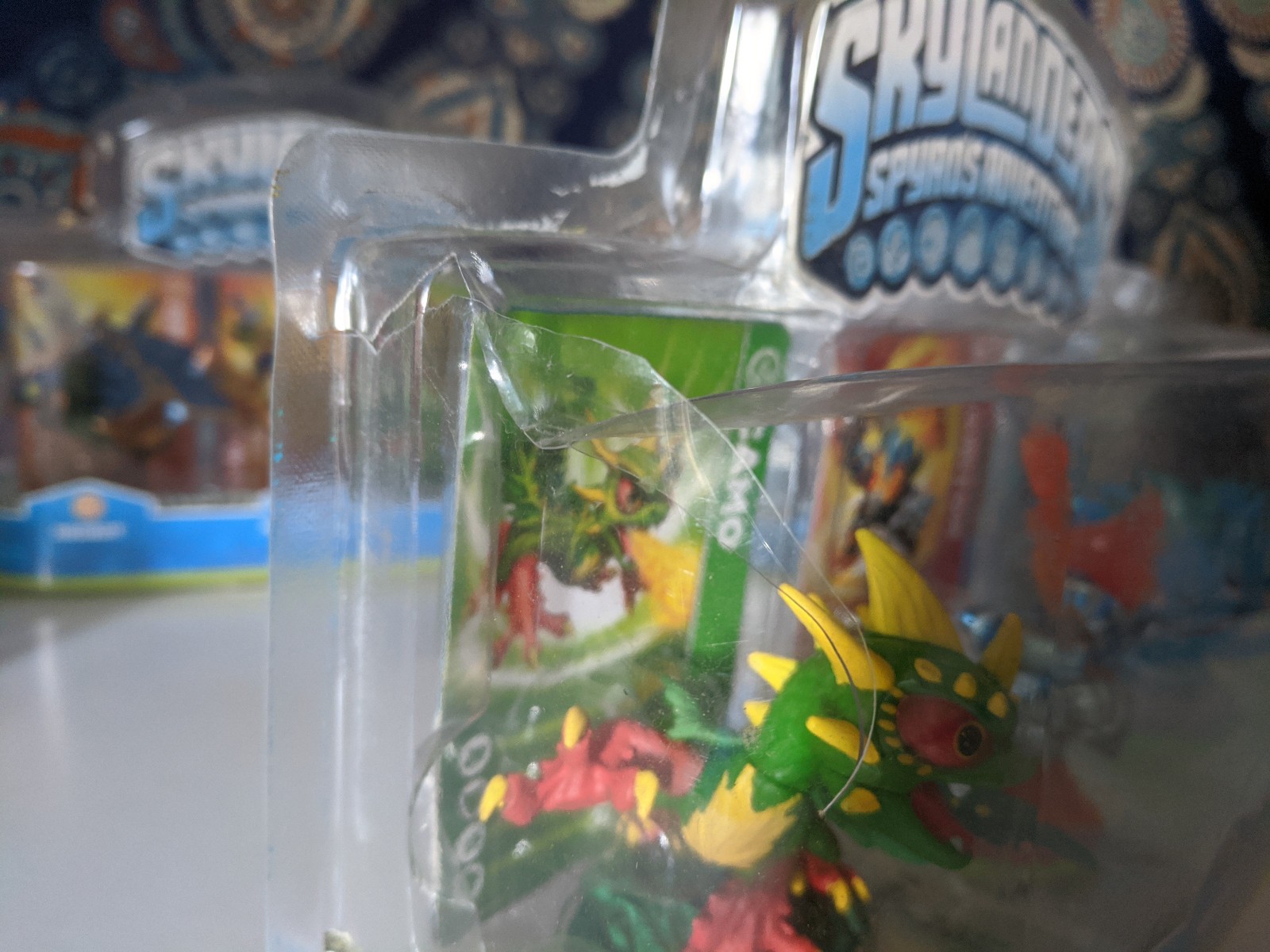 Skylanders Spyro’s Adventure Triple Packs + Dino-Rang Camo Drobot Lightning Rod+