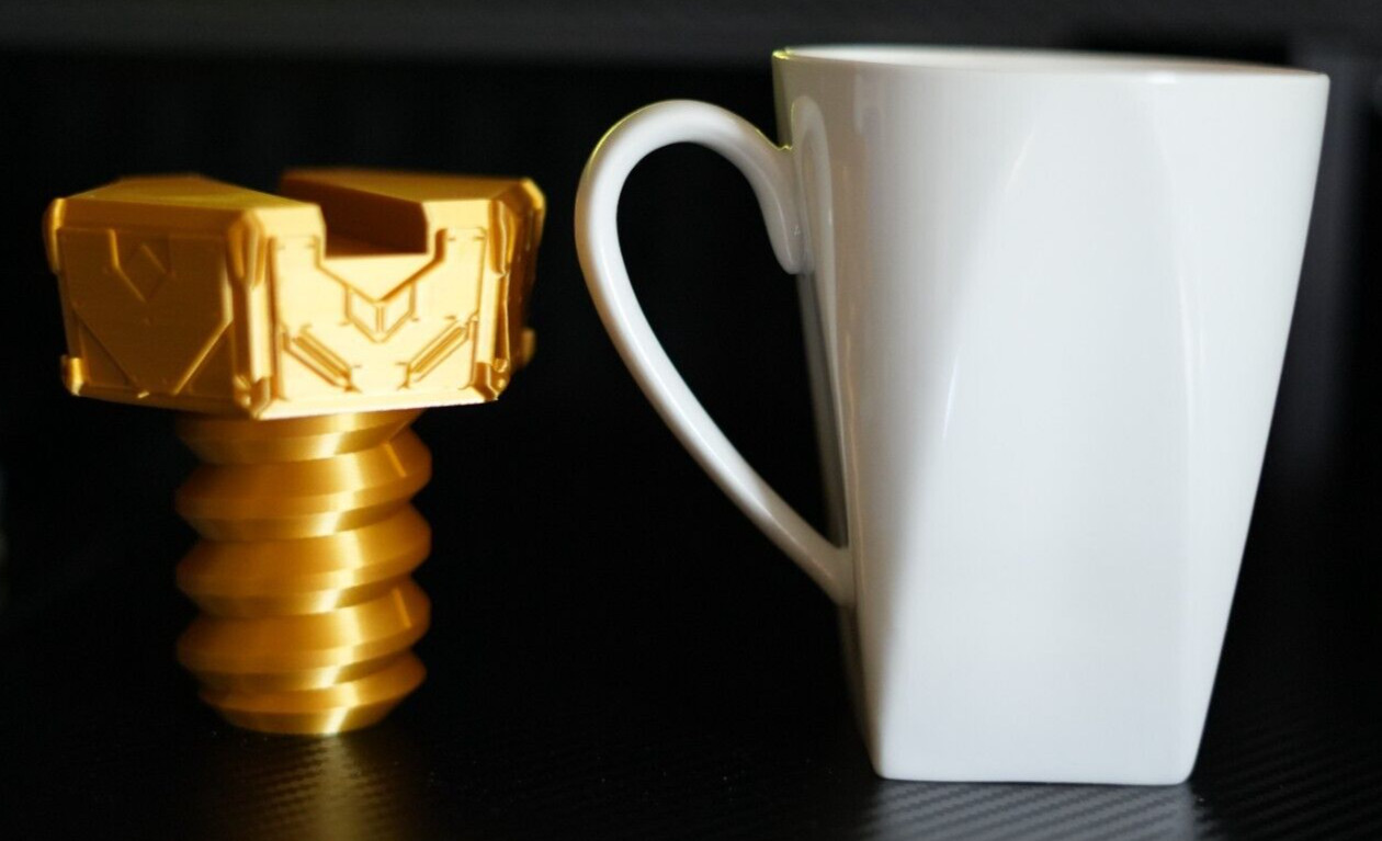 Ratchet & Clank Rift Apart GOLD BOLT 3d Print. 3.5in