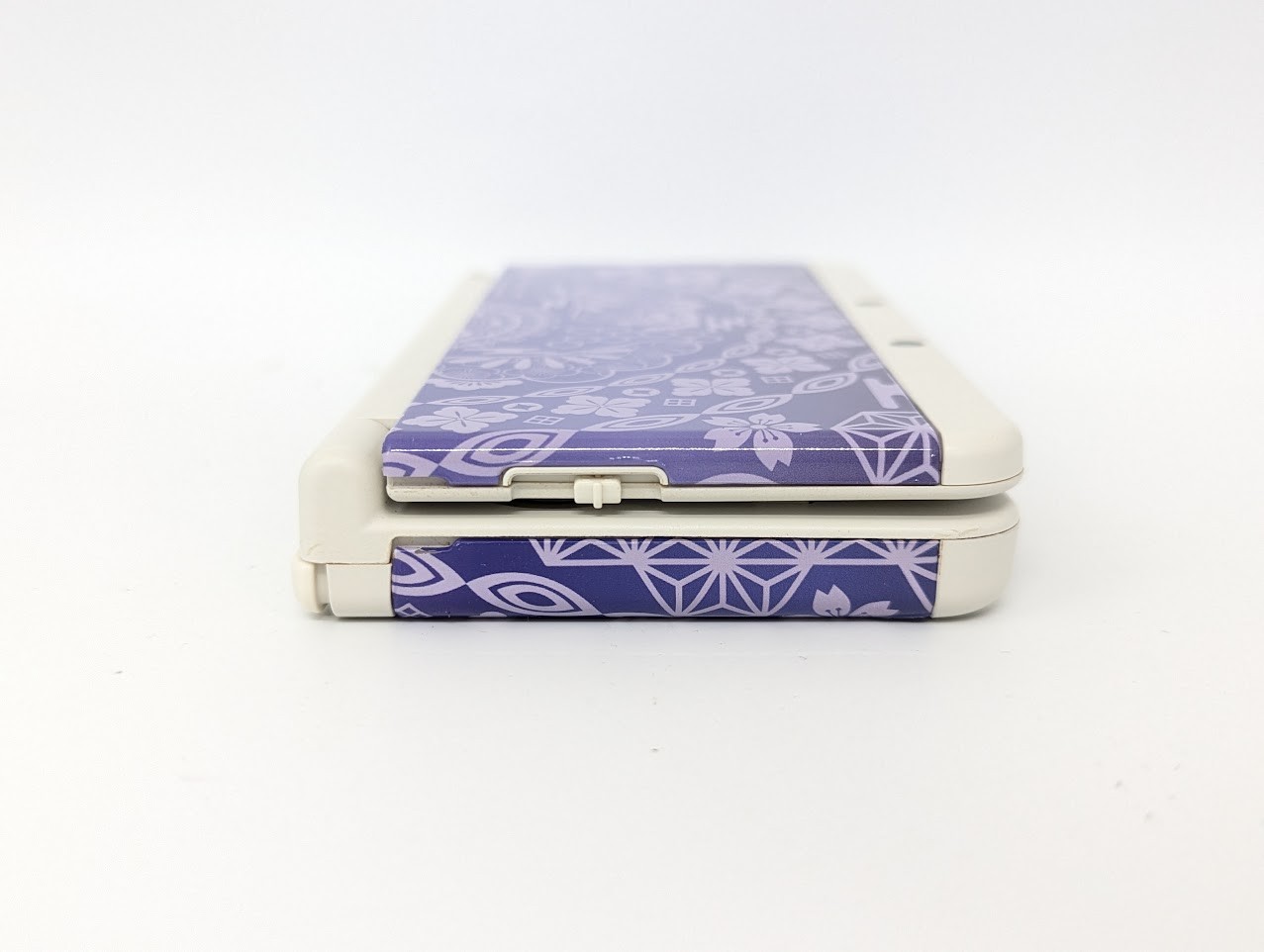 B750 Nintendo new 3DS console White Japan w/box manual pen
