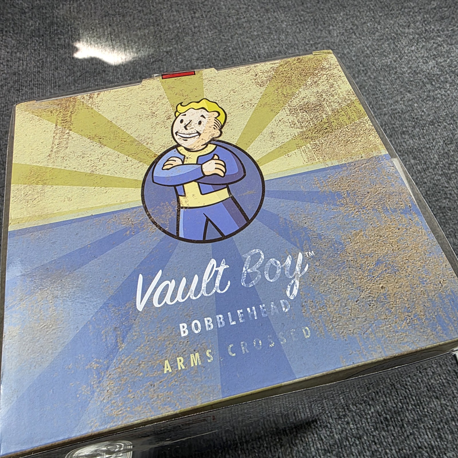 BIG Fallout Vault Tec Vault Boy 111 Huge Bobblehead Bethesda Gaming Heads
