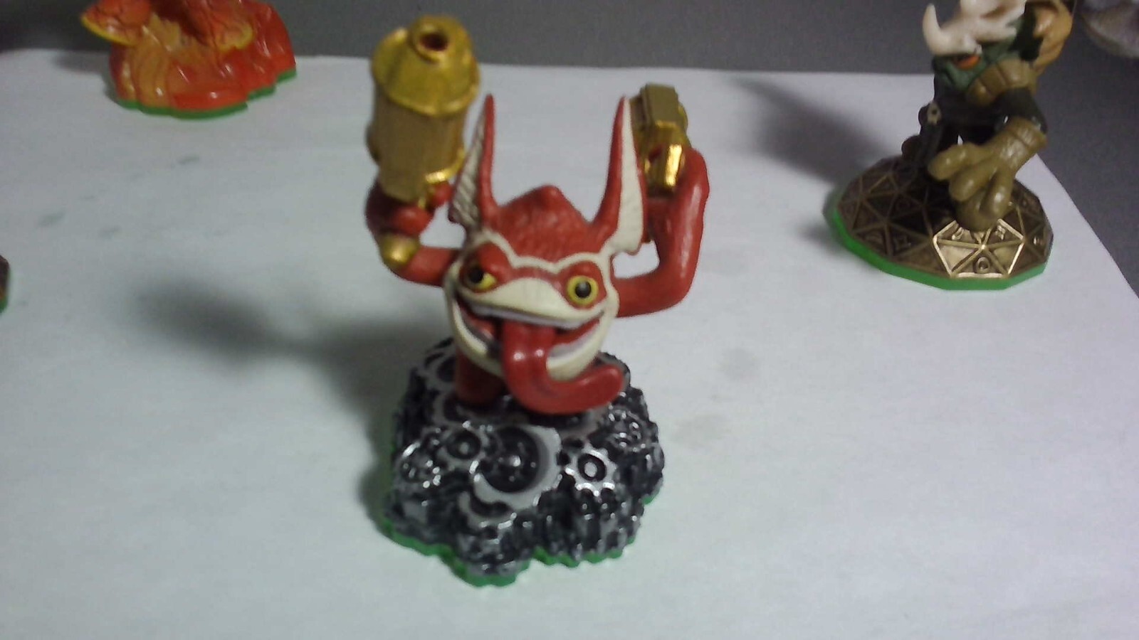 Skylanders: Spyro’s Adventure: Spyro Series 1: 8 PIECES