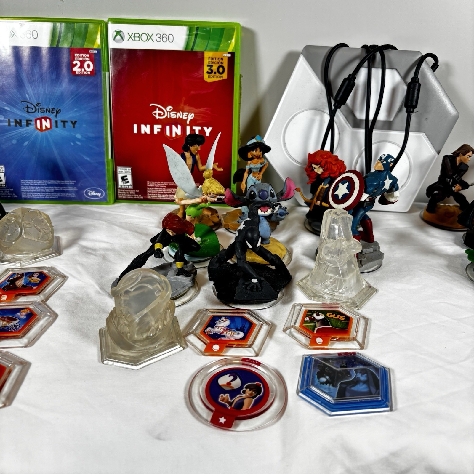 Disney Infinity Xbox 360 Mega Bundle – 32 Figures, 1.0, 2.0 & 3.0, Portal, Games