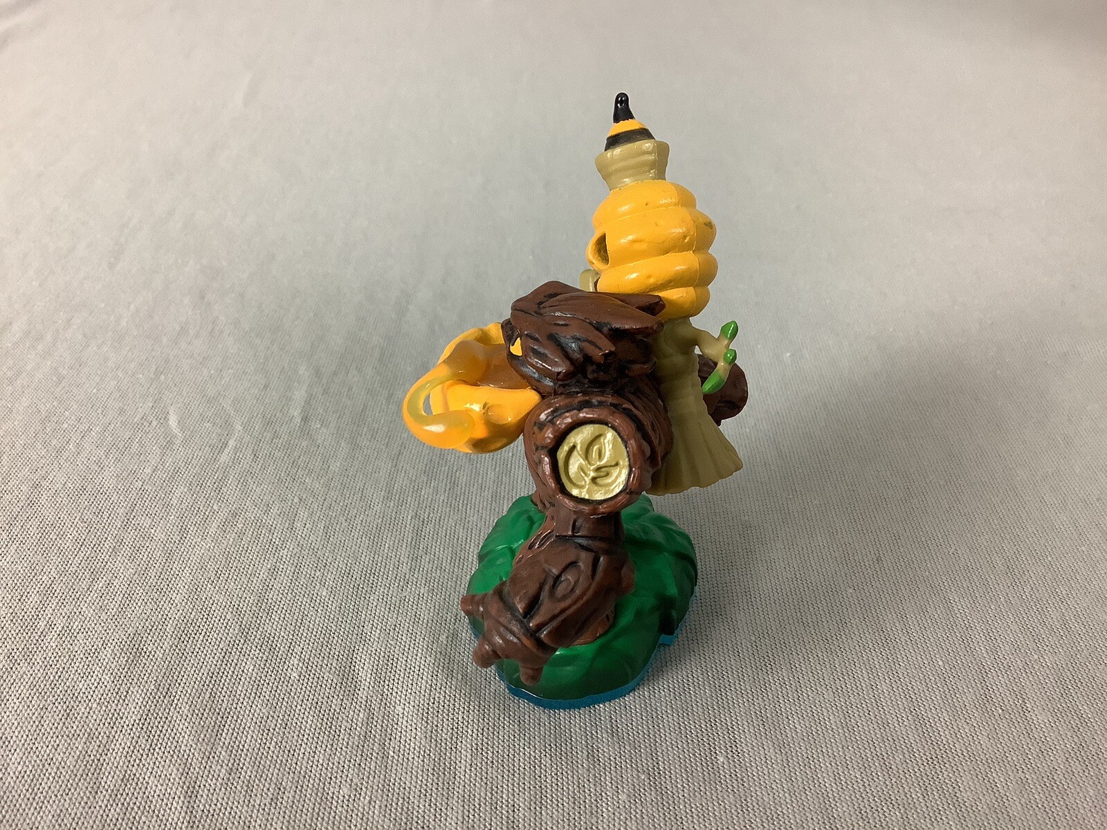 Skylanders Swap Force – Bumble Blast Figure – Life Element – Blue Base