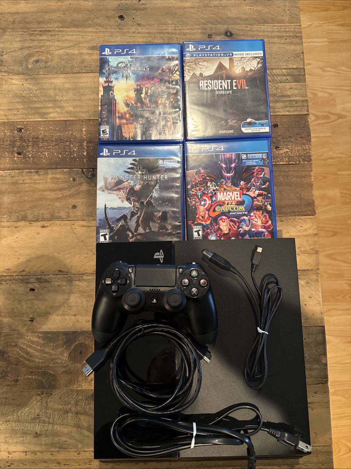Sony PlayStation 4 500 GB w/ 4 Games + 1 Movie Updated & Tested Works Great!
