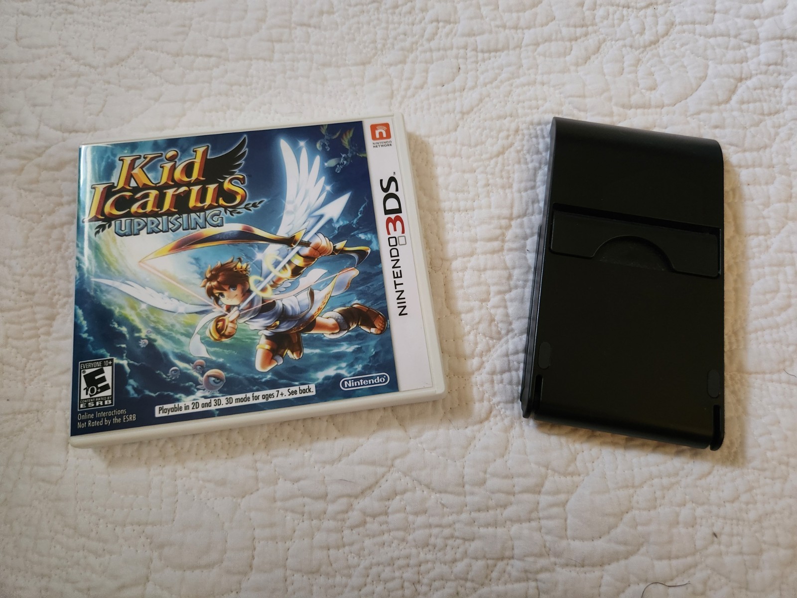 Kid Icarus Uprising 3DS Stand Included – Nintendo 3DS