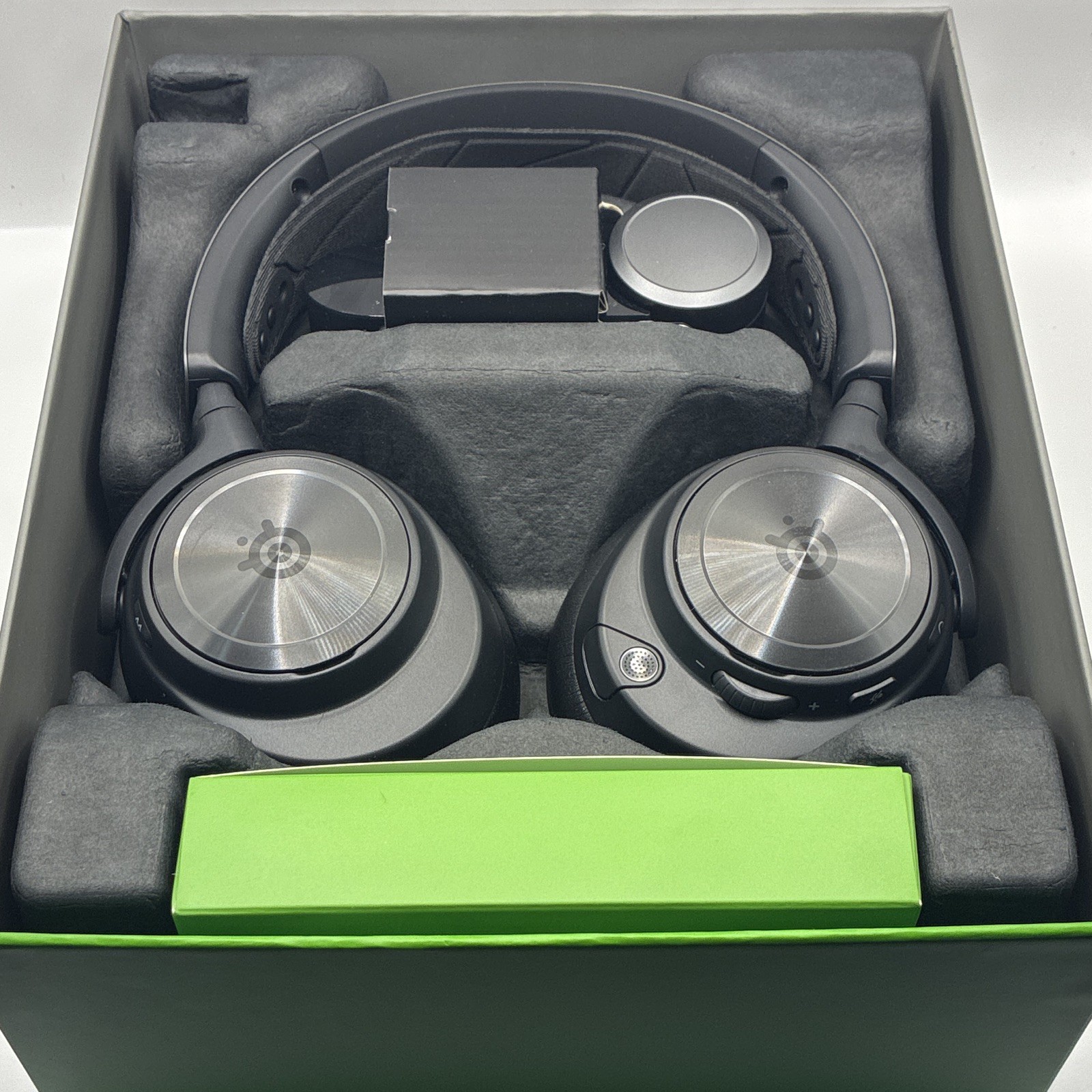 SteelSeries Arctis Nova Pro Wireless XboxGaming Headset Whole Sale Deal Prices!!