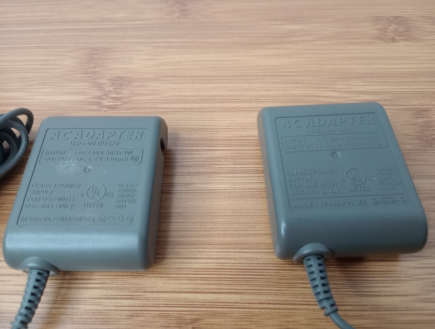 (2) Official OEM Nintendo DS Lite AC Adapter Charger USG-002 (USA), DC5.2V 450mA