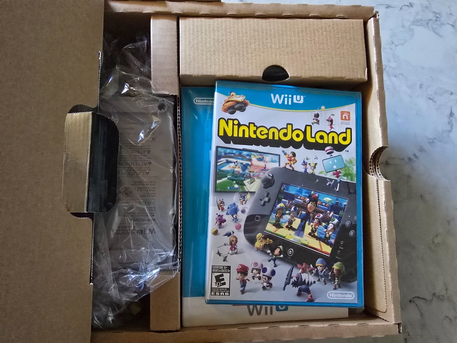 Nintendo Wii U 32gb Console Deluxe Set Black System Nintendo Land Bundle New!!