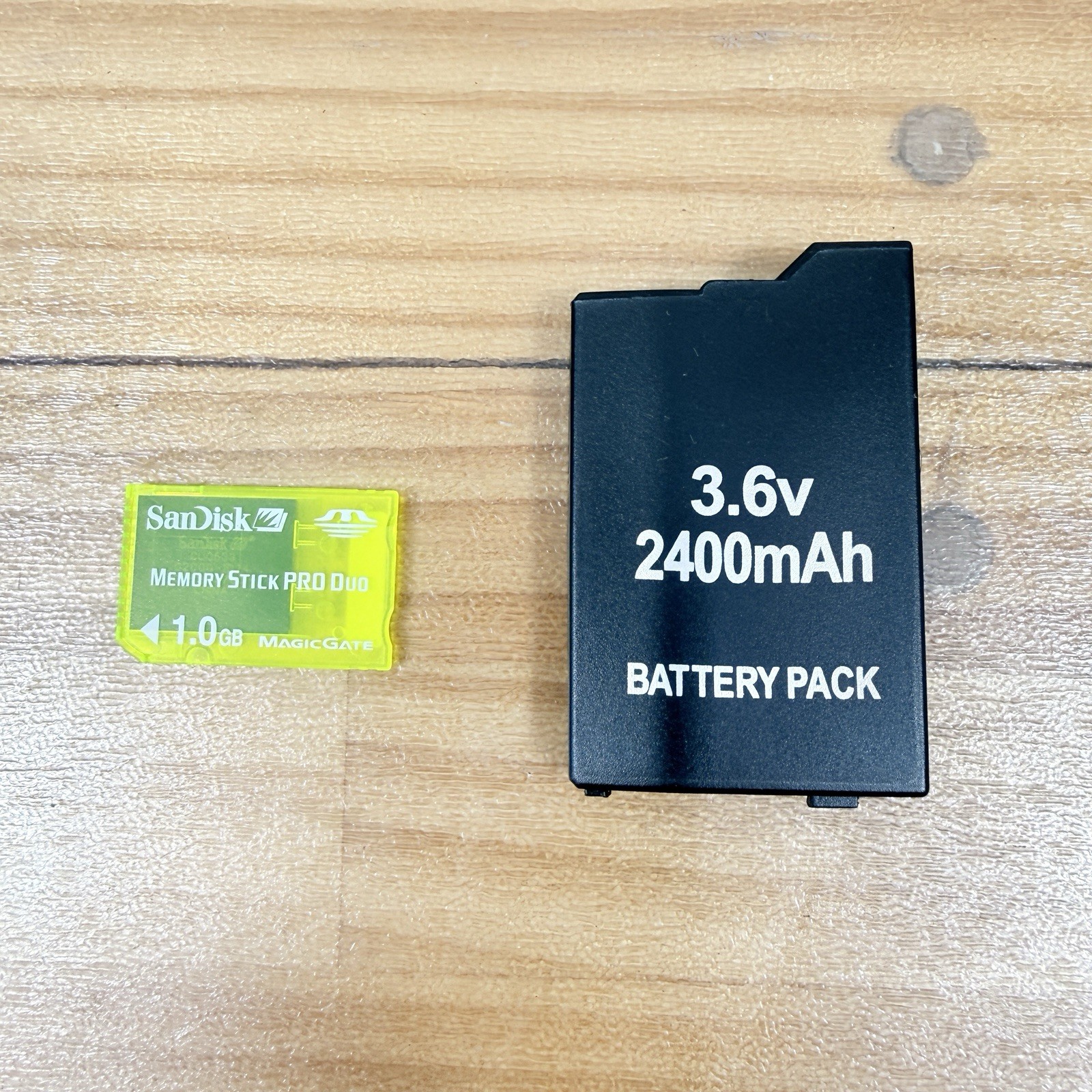 (Lot of 1) Sony PSP-3000 Console Blue 1GB Memory OEM Adapter New Battery Used