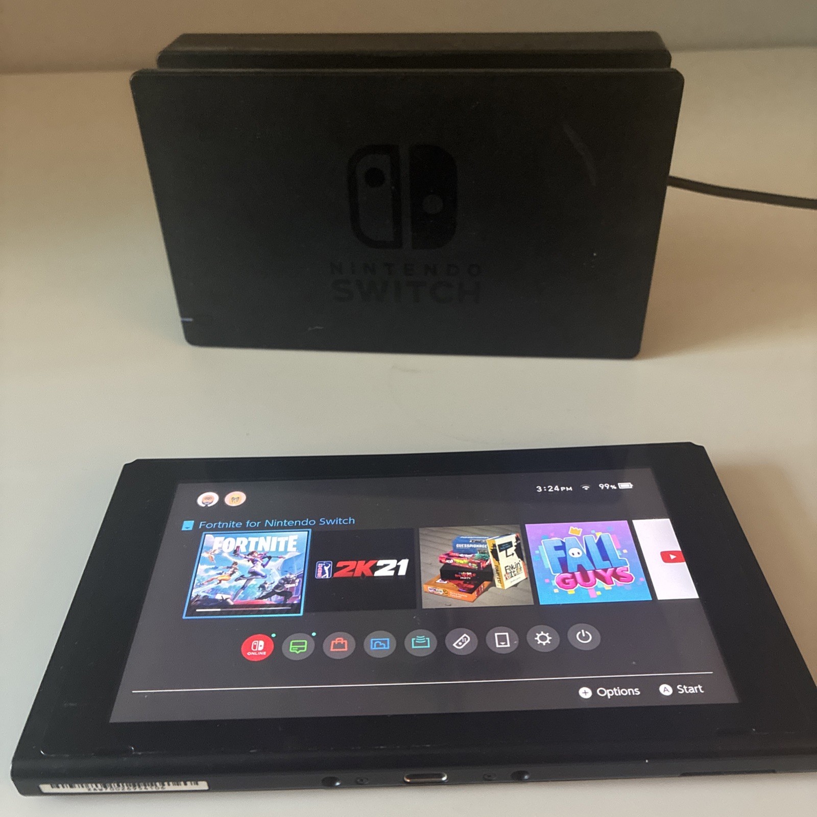 Nintendo Switch HAC-001(-01) 32GB Console with Wireless Controller/Digital Games