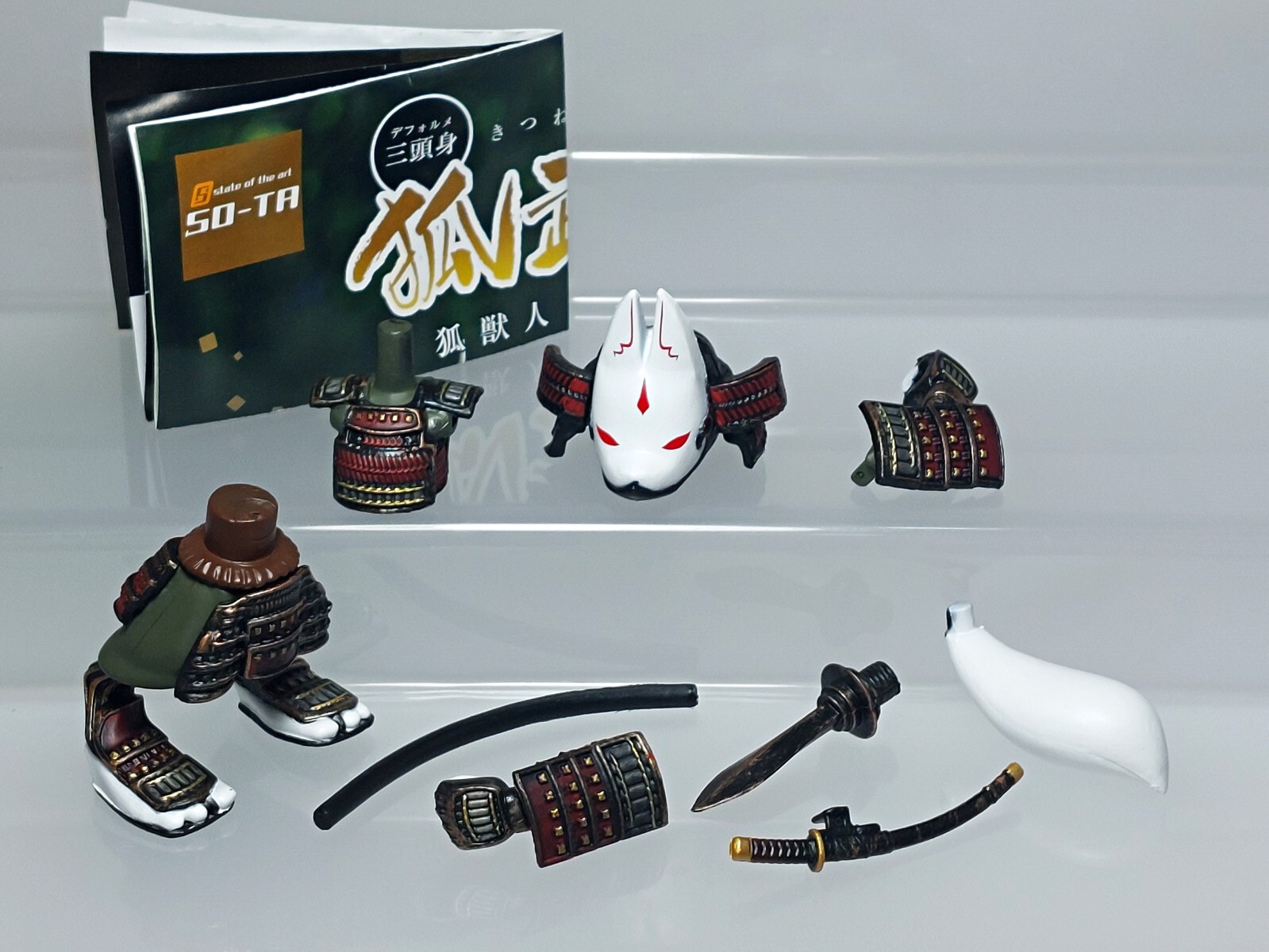 Red Armor Fox Kitsune Musha Right Spear Figure SO-TA M04 3.2in
