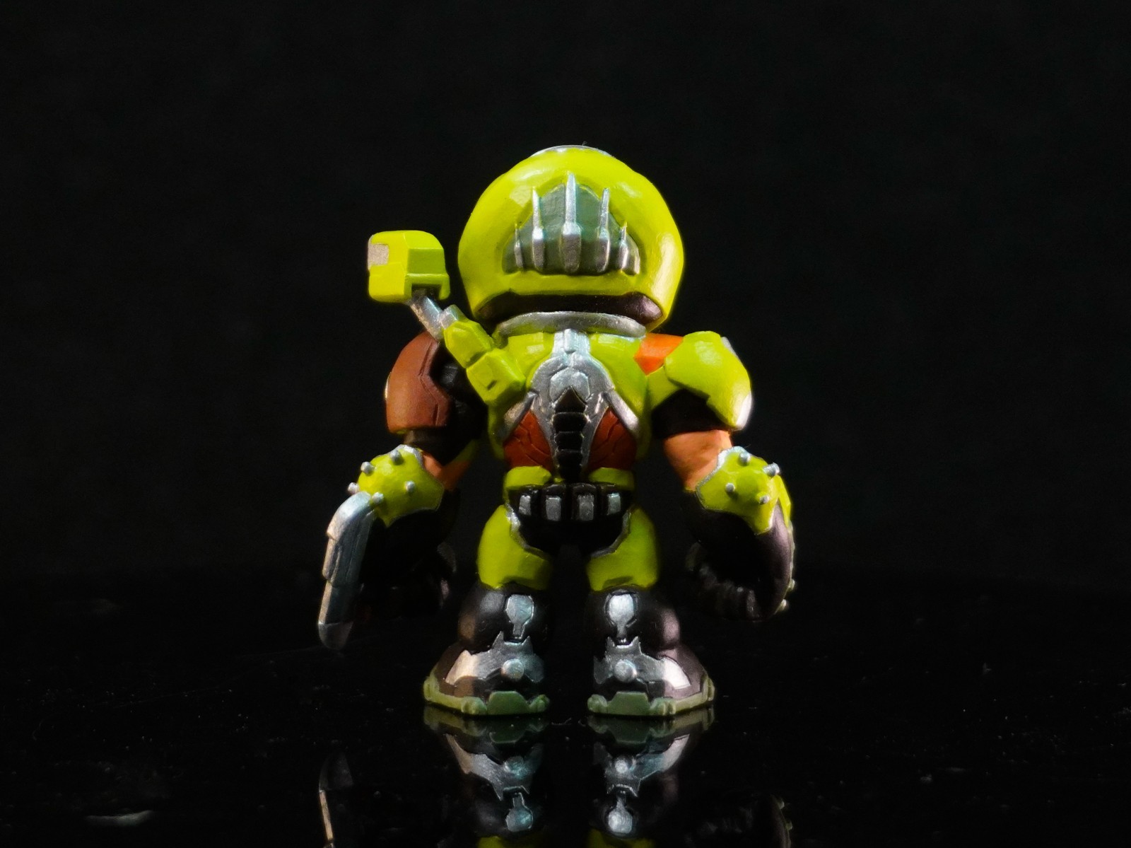 Handmade DOOM Eternal Resin Figure – With CARDBOARD Package – Little Desk Buddy