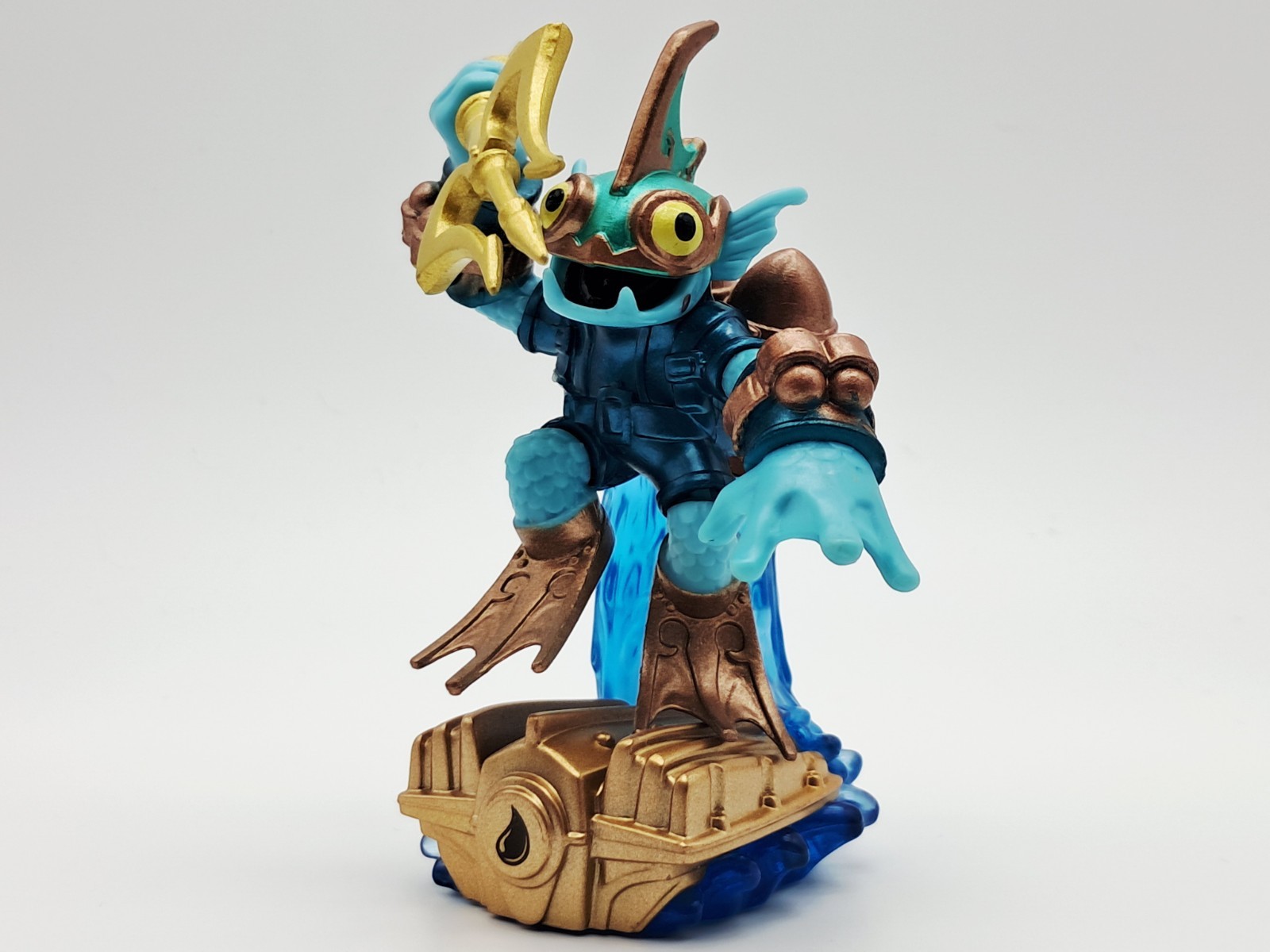 Skylanders SuperChargers Deep Dive Gill Grunt Activision Toy Figure Collectible