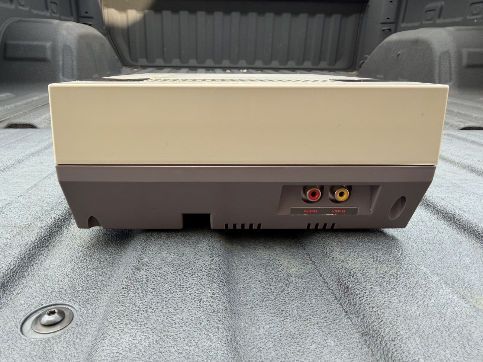 Nintendo NES Console System w/ controller, Tv hookup, Original AC Adapter Games