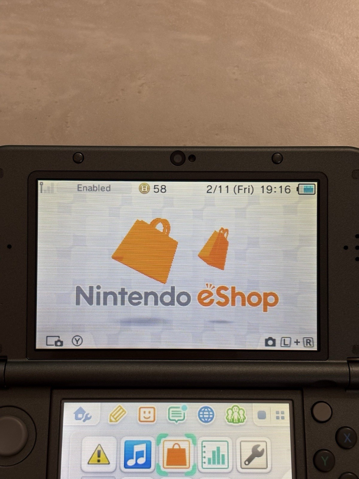 New Nintendo 3DS LL XL Metallic Black Region Free USA Seller Very Good