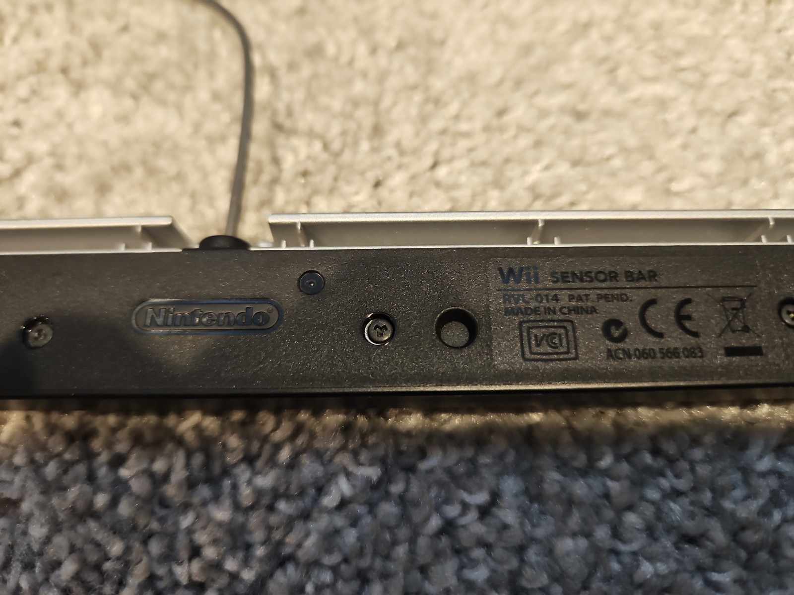 Nintendo RVL014 Original Wii Sensor Bar – Silver. Tested And Works.