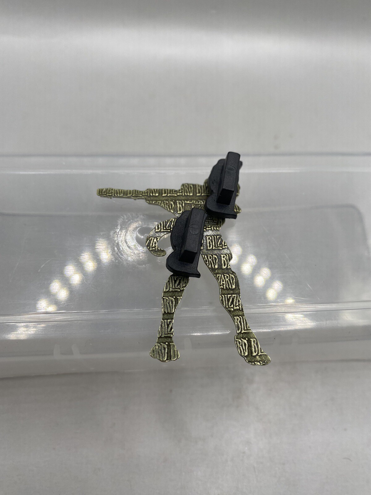 Blizzard Overwatch Widowmaker Gold Pin Series 4 2017 Blizzcon