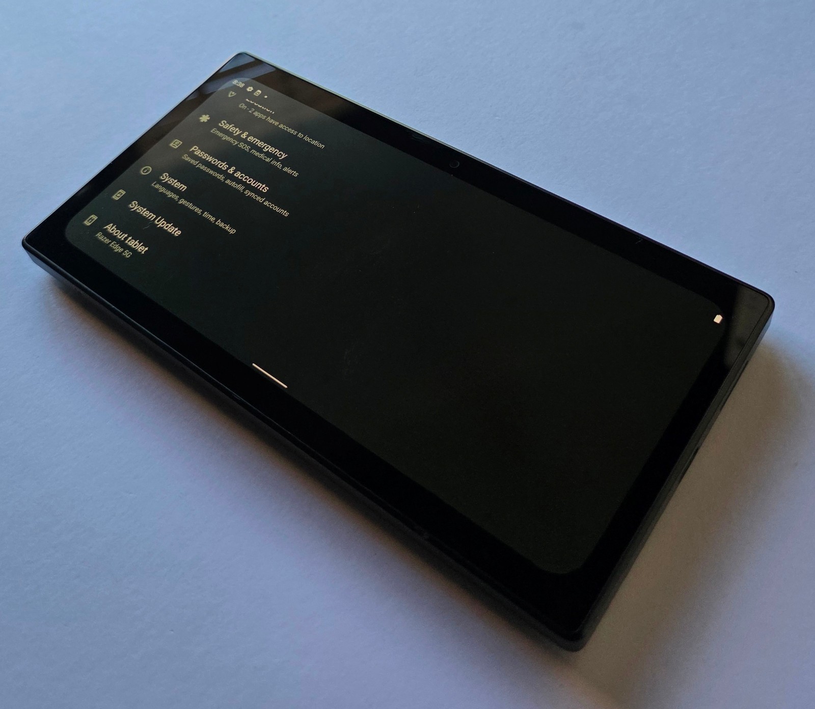 Original Black Razer Edge 5G Gaming Handheld for Android 128GB TABLET ONLY