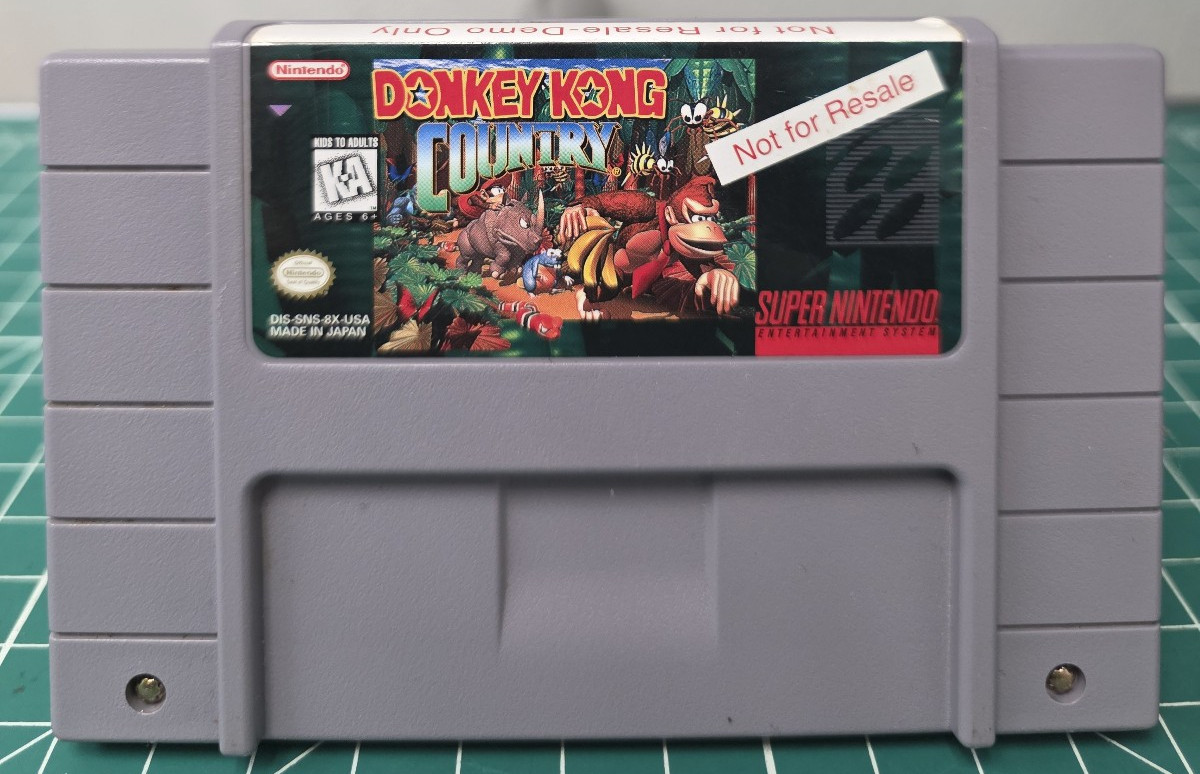 Donkey Kong Country NOT FOR RESALE Demo Only (Nintendo SNES, 1994) Tested/Works!