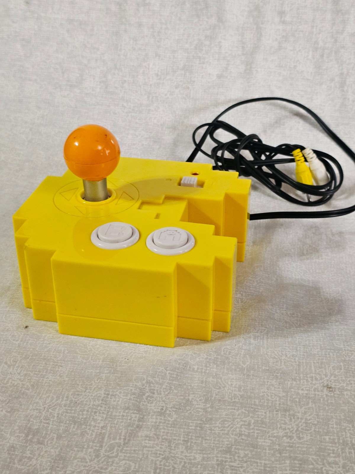Bandai Namco Pac-Man 12-in-1 Plug N Play Video Game 2012 Tested Working